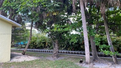 1986 SW 28th Ln in Fort Lauderdale, FL - Building Photo - Building Photo