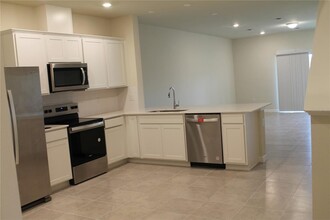 3167 Emerald Acrs Ln in Sanford, FL - Building Photo - Building Photo