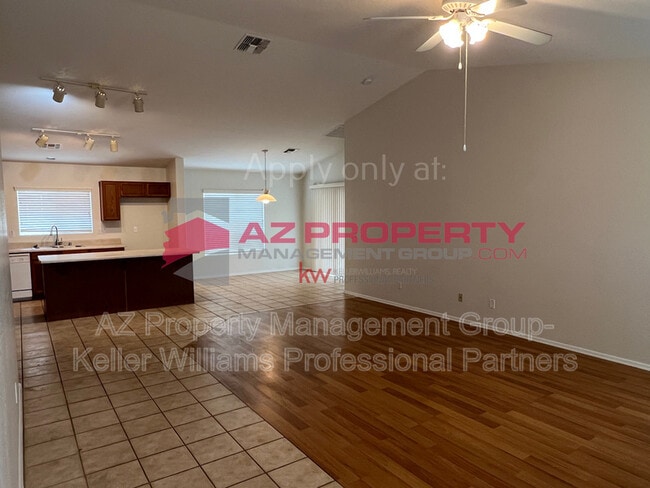 17863 W Calavar Rd in Surprise, AZ - Building Photo - Building Photo