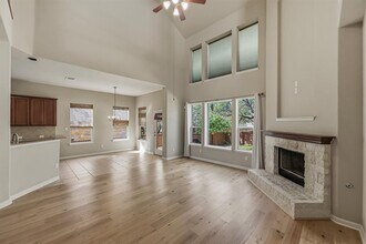 7825 Wisteria Valley Dr in Austin, TX - Building Photo - Building Photo