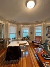 307 Highland Ave in Somerville, MA - Foto de edificio - Building Photo