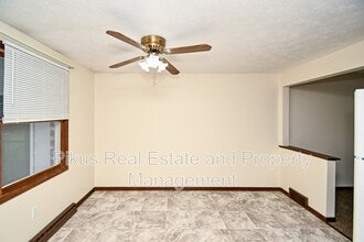 1618 Clearbrook Rd NW in Massillon, OH - Building Photo - Building Photo