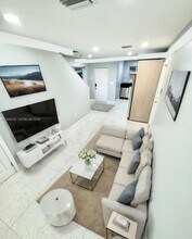 928 NW 2nd St in Fort Lauderdale, FL - Building Photo - Building Photo