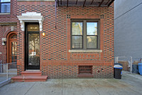 25-33 36th St in Long Island City, NY - Building Photo - Building Photo