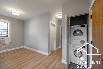 3939 N Janssen Ave, Unit E1 in Chicago, IL - Building Photo - Building Photo