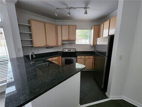 821 Ralph McGill Blvd NE in Atlanta, GA - Building Photo - Building Photo