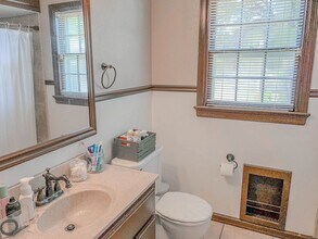 2401 26th St in Lubbock, TX - Building Photo - Building Photo