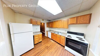 32 E Hollister St-Unit -1 in Cincinnati, OH - Building Photo - Building Photo