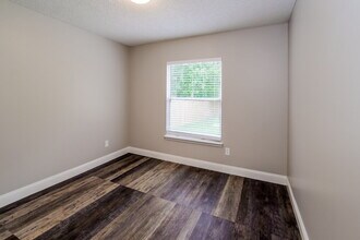 294 Turtle Dove Dr in Orange Park, FL - Building Photo - Building Photo