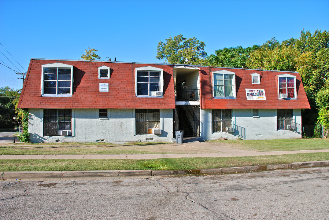 2727 Cleveland St in Dallas, TX - Foto de edificio