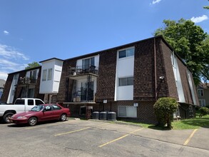 100 Lakeview Ave in Jamestown, NY - Building Photo - Building Photo