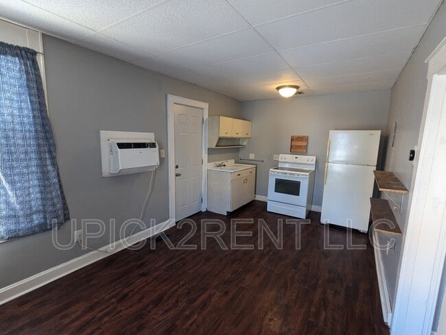 338 N Columbus St in Lancaster, OH - Building Photo - Building Photo