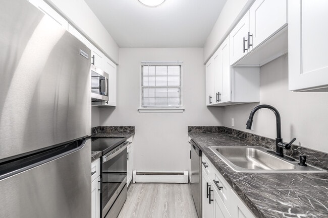 The Orchard at Solo in Syracuse, NY - Building Photo - Interior Photo