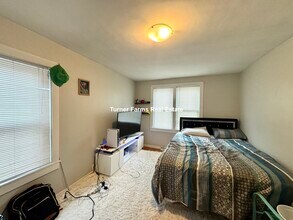 175 Rindge Ave, Unit 1R in Cambridge, MA - Building Photo - Building Photo