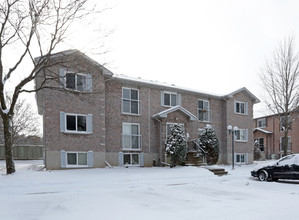 Northlake Condominiums in Waterloo, ON - Building Photo - Building Photo