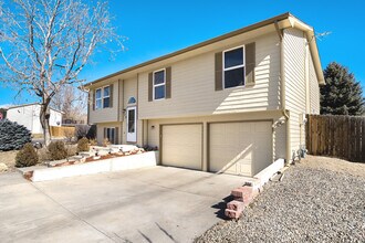 500 Broadview Dr in Severance, CO - Building Photo - Building Photo