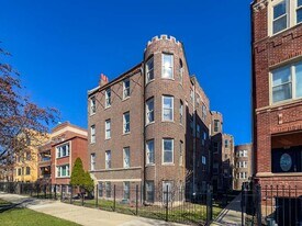 2019 N Humboldt Blvd in Chicago, IL - Building Photo