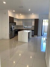 11729 SW 106th Terrace in Miami, FL - Building Photo - Building Photo