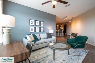 9100 Dowden Rd, Unit 6-313.1310 in Orlando, FL - Building Photo - Building Photo