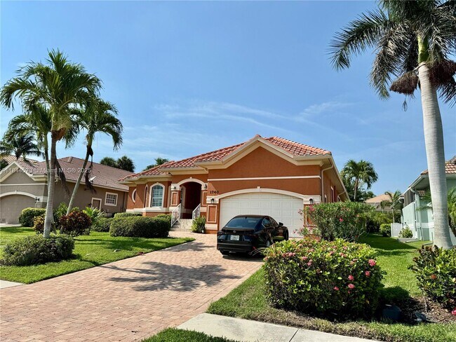 property at 1740 Ludlow Rd