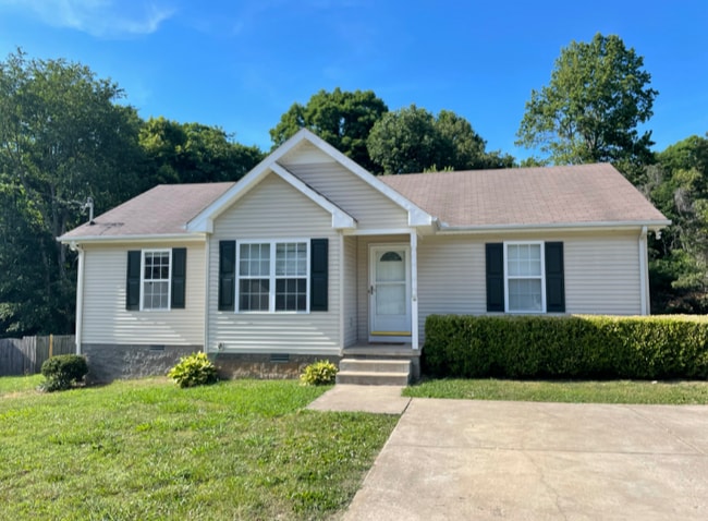 property at 1008 Corlew Ln