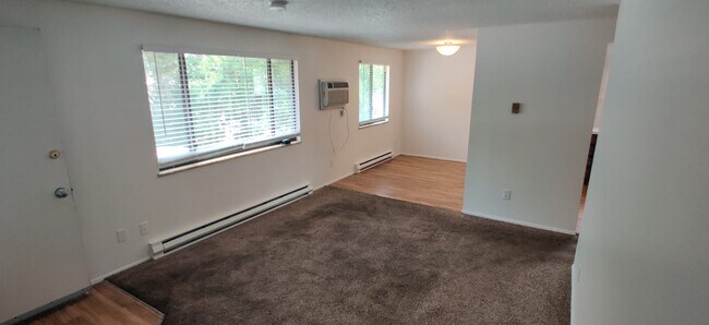 2354 10th St SW in Loveland, CO - Building Photo - Building Photo