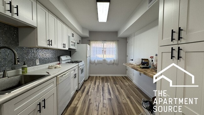 5536 W Windsor Ave, Unit 1 in Chicago, IL - Building Photo - Building Photo