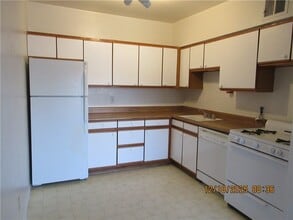 2495 Detroit Ave in Kingman, AZ - Building Photo - Building Photo