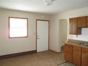 1426 Black Oak Ave in Montevideo, MN - Building Photo - Building Photo