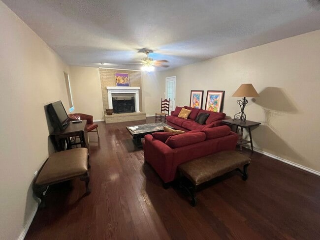 749 Ave B in Canton, TX - Building Photo - Building Photo