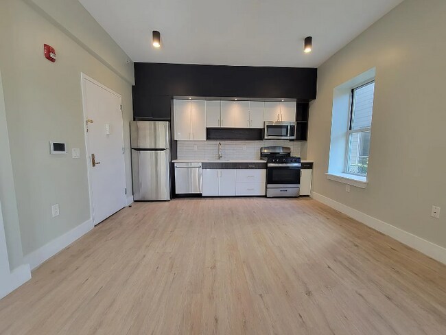 502 William St in East Orange, NJ - Building Photo - Building Photo