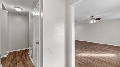 412 N Elm St in New Boston, TX - Building Photo - Building Photo