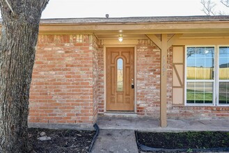 1425 Hospital Dr in Angleton, TX - Foto de edificio - Building Photo