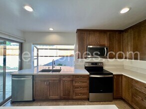 11330 Surco Dr in San Diego, CA - Building Photo - Building Photo