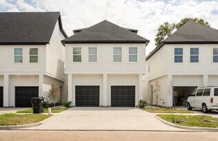 3231 Real St in Houston, TX - Building Photo