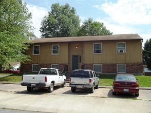 Heartland Realty & Rentals, Inc. in Marion, IL - Building Photo - Building Photo