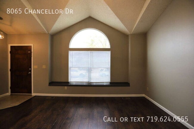 8065 Chancellor Dr in Colorado Springs, CO - Building Photo - Building Photo