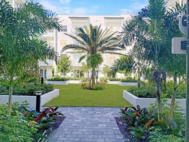 Ilumina at GCTC in Ft. Myers, FL - Building Photo