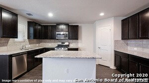 2715 Green Leaf Way in San Antonio, TX - Building Photo - Building Photo
