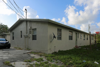 817 2nd St in West Palm Beach, FL - Building Photo - Building Photo