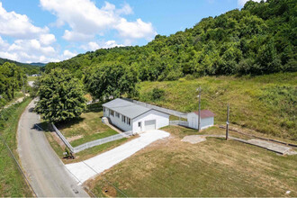 296 Maggart Rd in Elmwood, TN - Building Photo - Building Photo