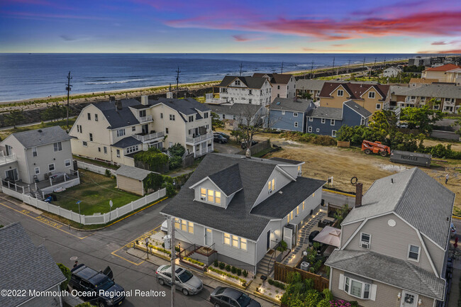 2 Via Ripa Wy in Sea Bright, NJ - Foto de edificio - Building Photo