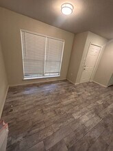 911 Sylvia St in Weatherford, TX - Building Photo - Building Photo