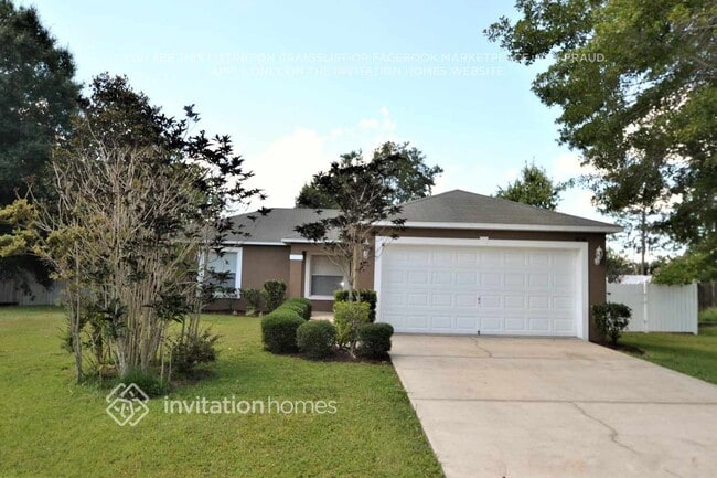 property at 4736 Robin Dr