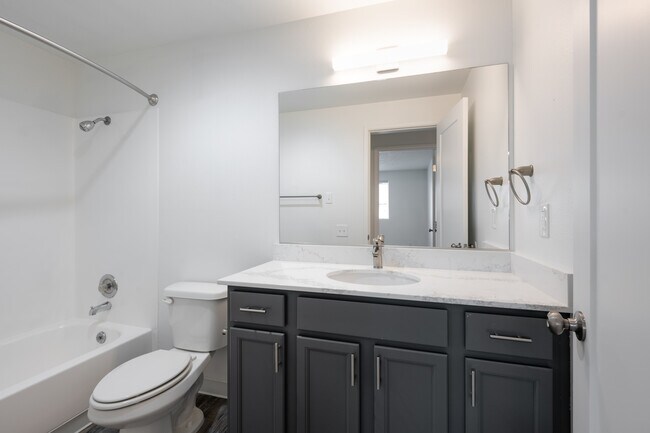 Chandelle Apartments in Lakewood, WA - Building Photo - Interior Photo