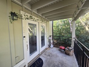 490 S Barnett Shoals Rd in Athens, GA - Building Photo - Building Photo