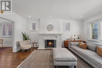 17 Indian Grove in Toronto, ON - Building Photo - Building Photo