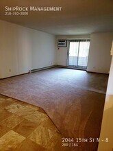 2044 15th St N in St. Cloud, MN - Building Photo - Building Photo