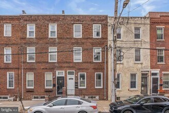 1124 S 15th St in Philadelphia, PA - Building Photo - Building Photo