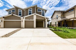 20504 Haygrazer Wy in Pflugerville, TX - Building Photo